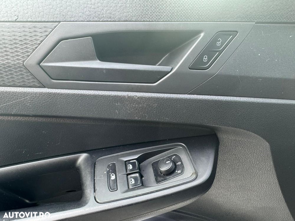Volkswagen Caddy - 10