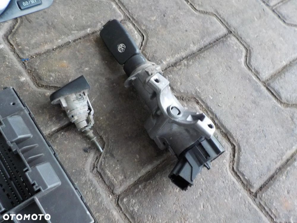 VW T5 2.0 TDI KOMPUTER STEROWNIK 03L907309K ZESTAW DO ODPALENIA - 4