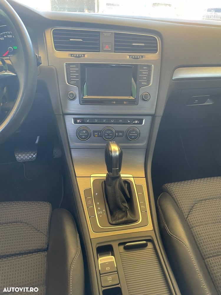 Volkswagen Golf 1.2 TSI BMT DSG Highline - 9