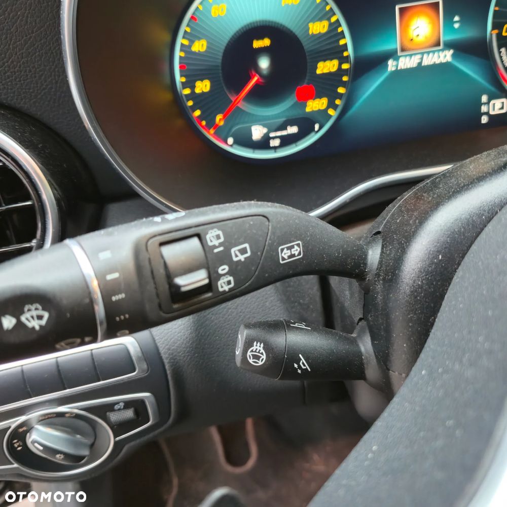 Mercedes-Benz Klasa C 300 de 9G-TRONIC Night Edition - 19