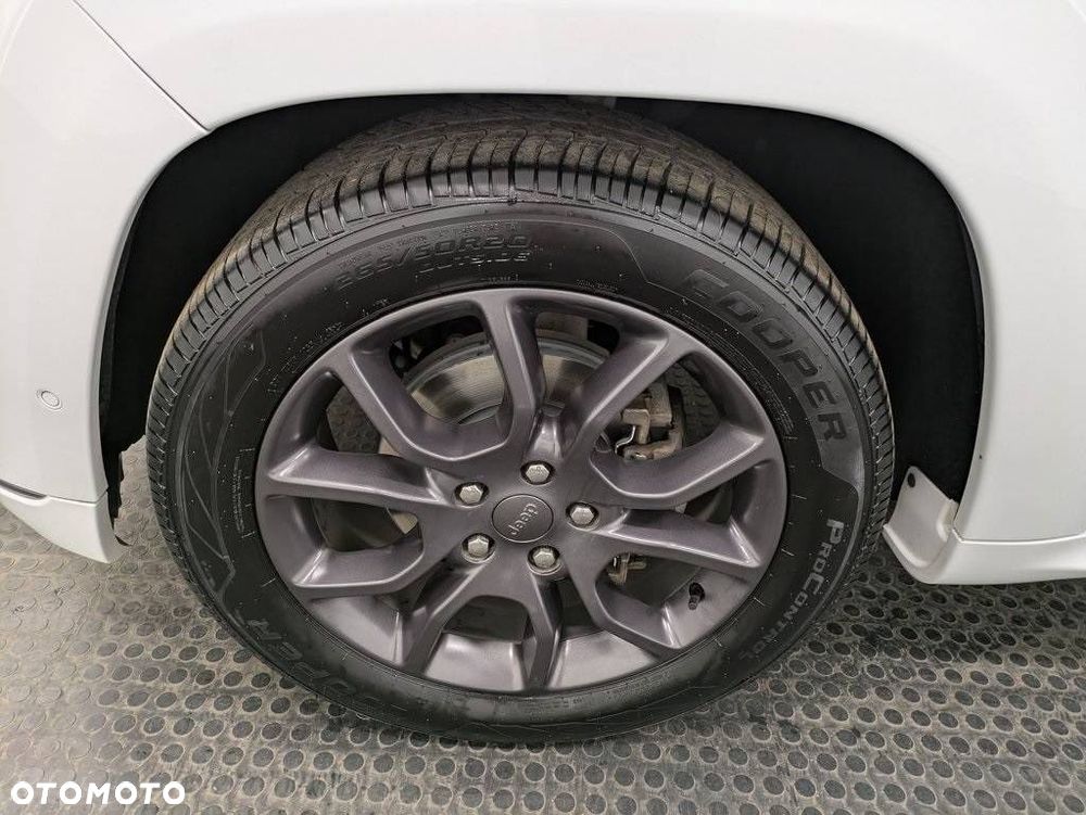 Jeep Grand Cherokee - 7