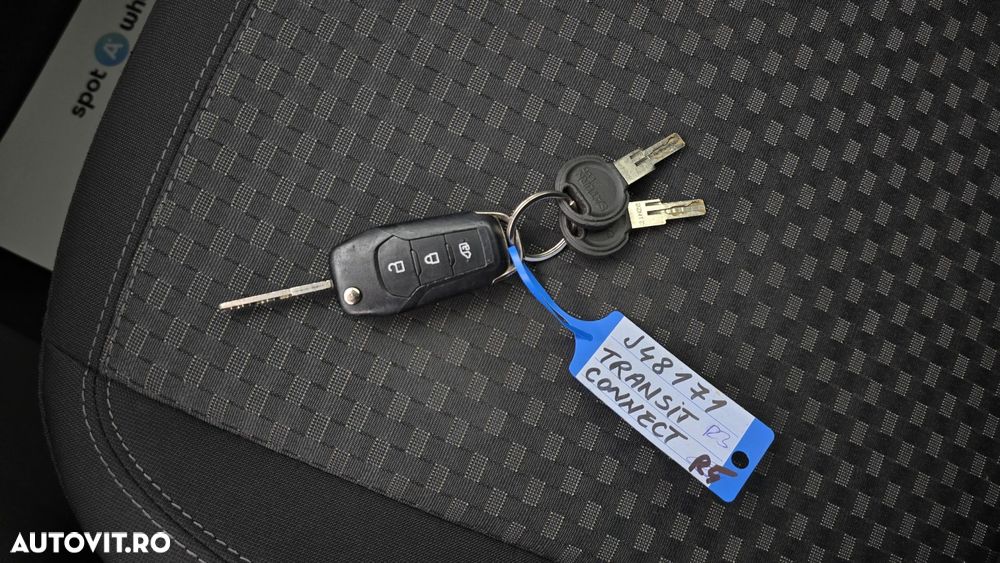 Ford Transit Connect - 21