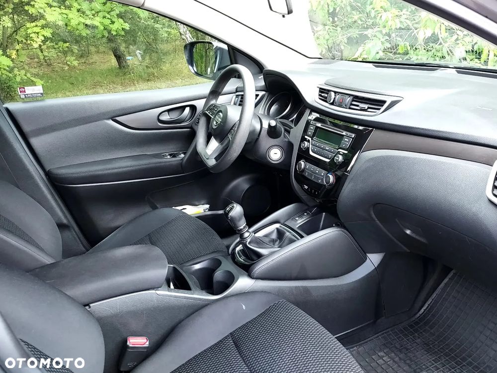 Nissan Qashqai 1.2 DIG-T Visia EU6 - 15