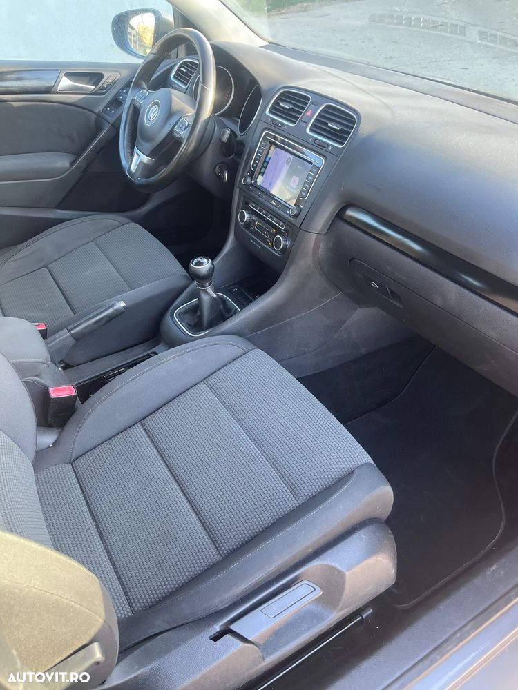 Volkswagen Golf 1.6 TDI DPF BlueMotion - 9