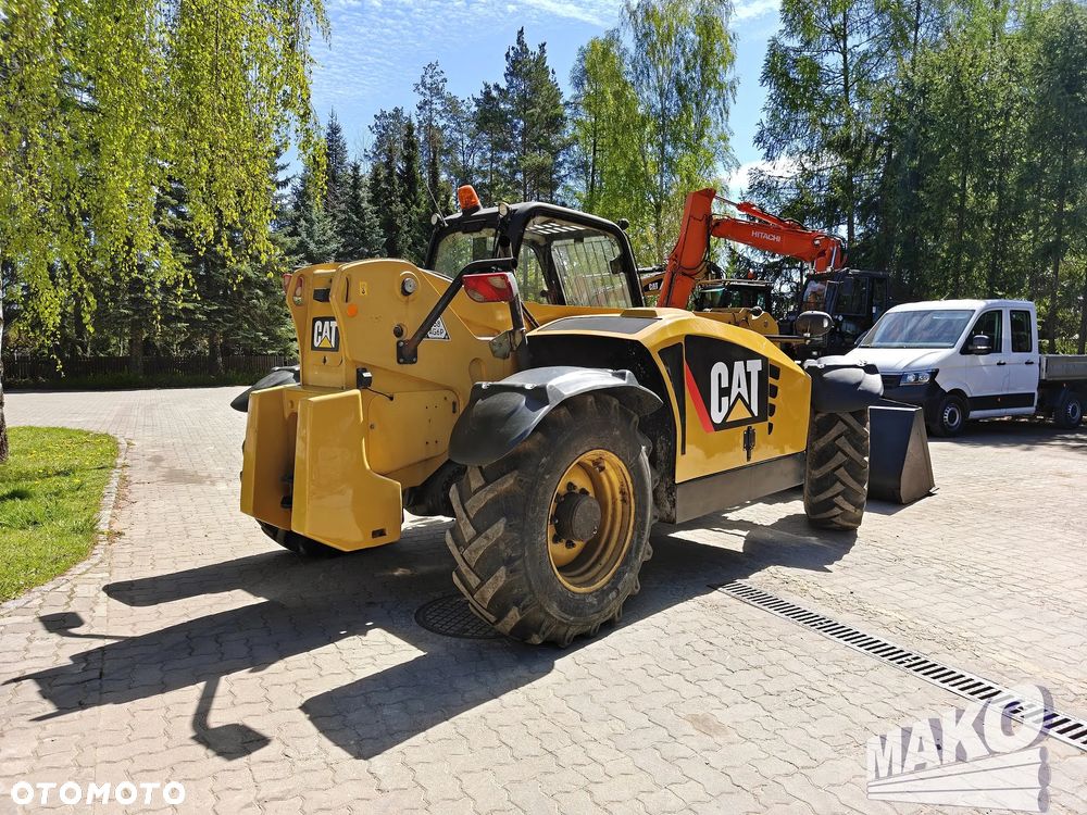 Caterpillar TH407 - 7