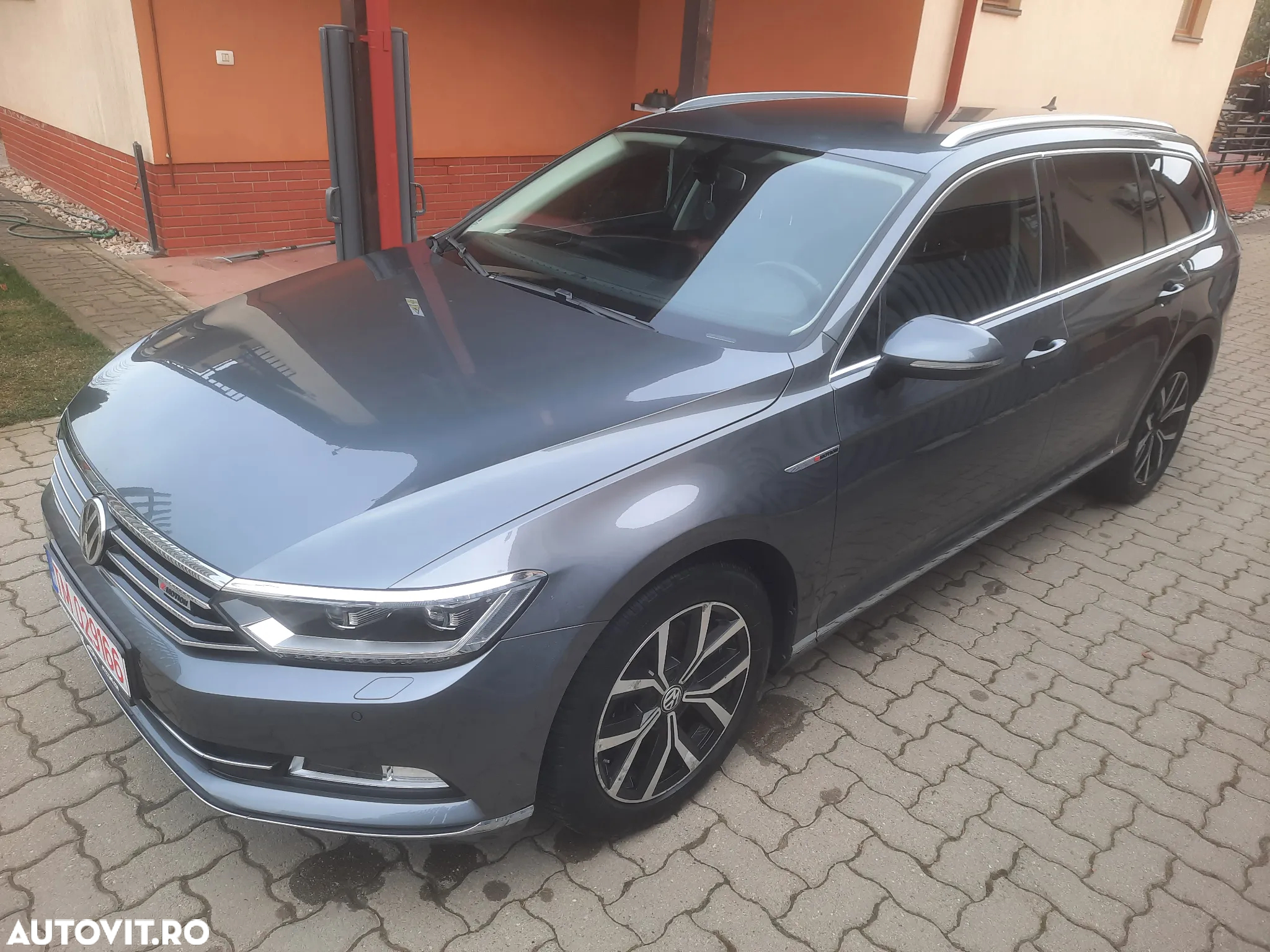 Volkswagen Passat Variant 2.0 TDI 4Motion Highline - 4