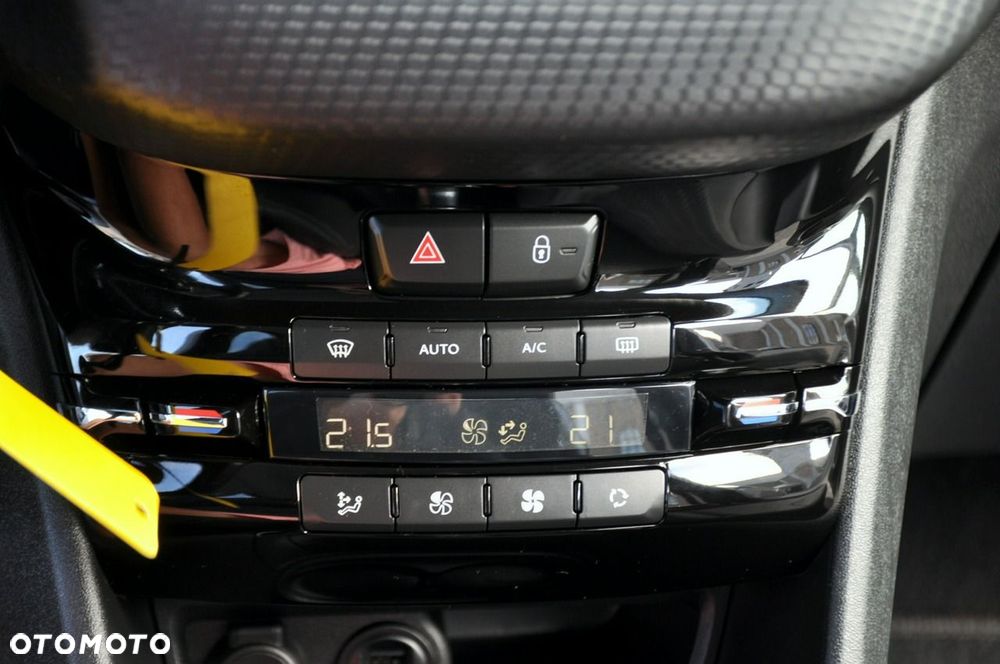 Peugeot 2008 - 34