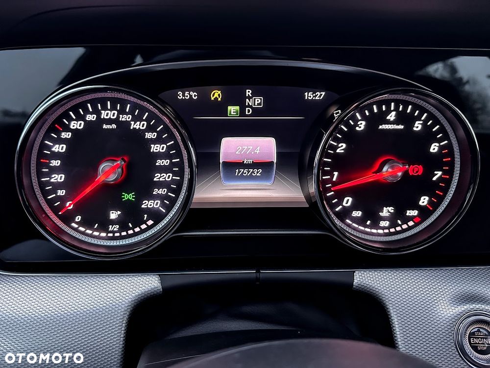 Mercedes-Benz Klasa E 200 9G-TRONIC Avantgarde - 23