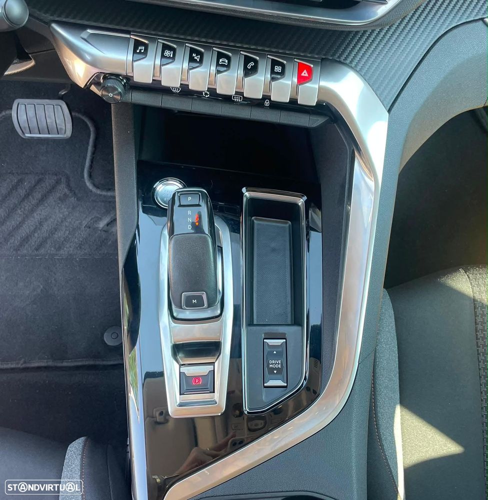 Peugeot 3008 PureTech 130 Stop & Start GPF EAT8 Allure - 22