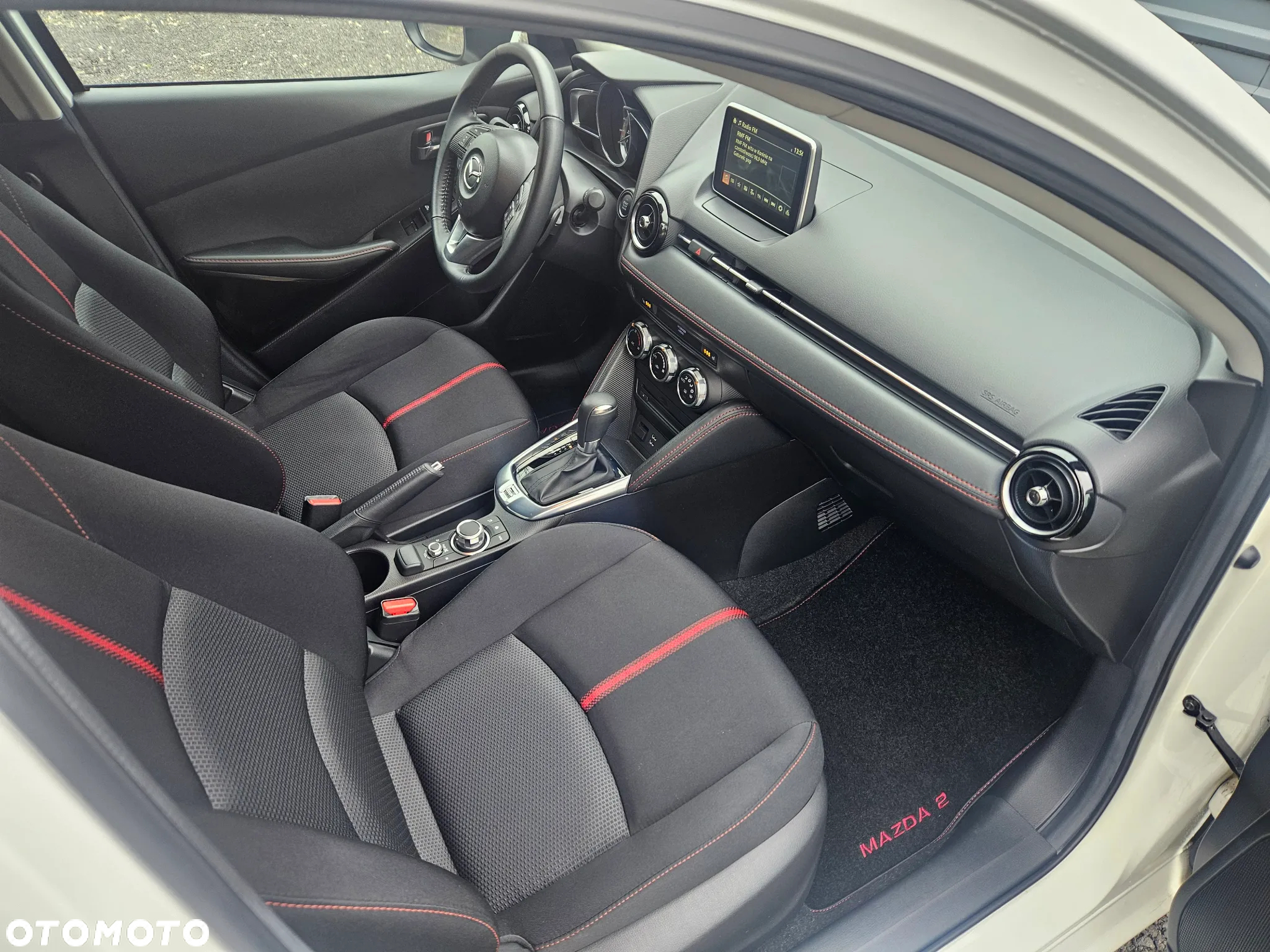 Mazda 2 - 23