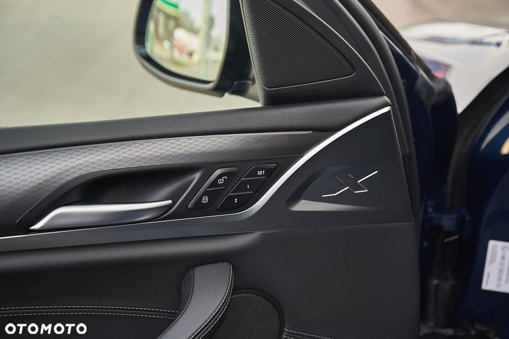 BMW X4 xDrive30d MHEV M Sport sport - 31