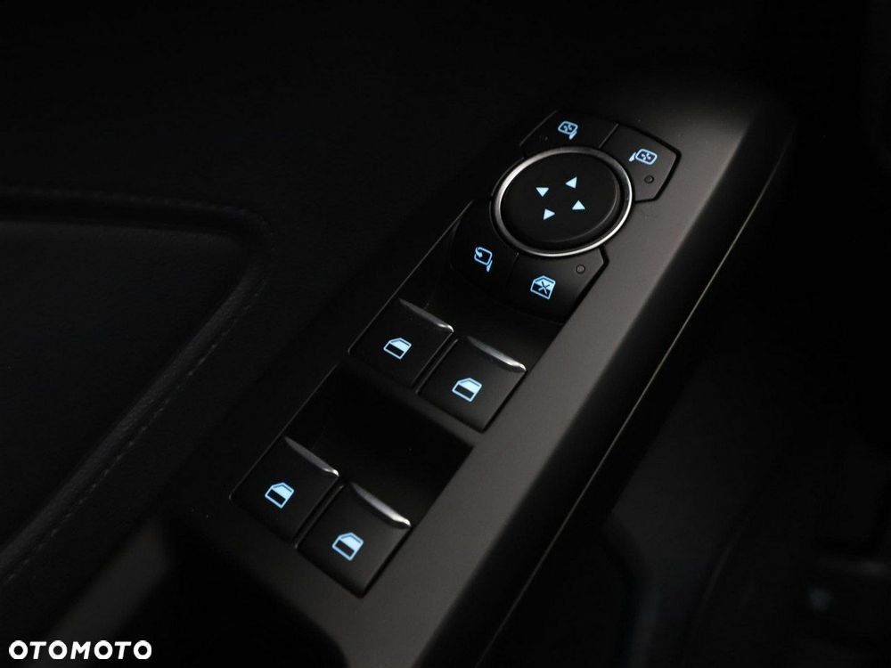 Ford Focus 2.0 EcoBlue Titanium - 36