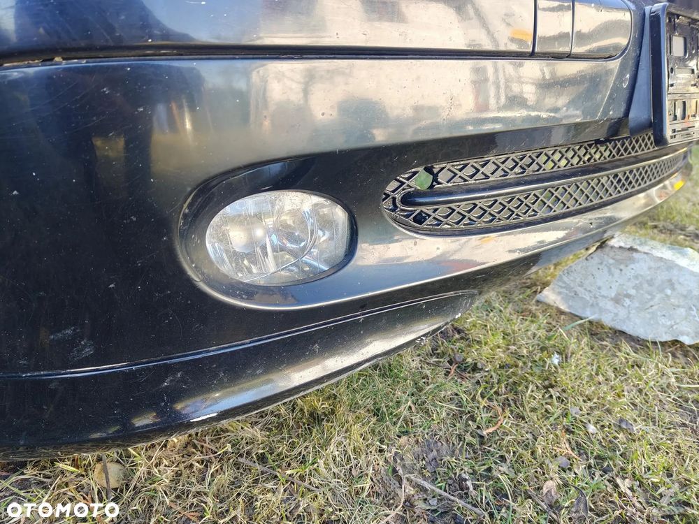 MERCEDES W203 Zderzak przedni Przód Pod Spryskiwacze Chrom 040 Czarny Xenon Avantgarde - 9