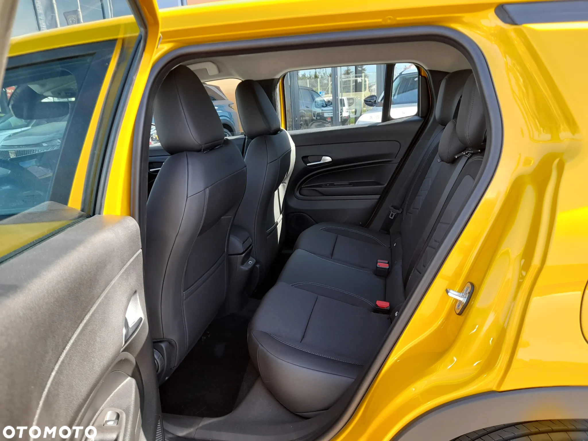 Jeep Avenger - 11