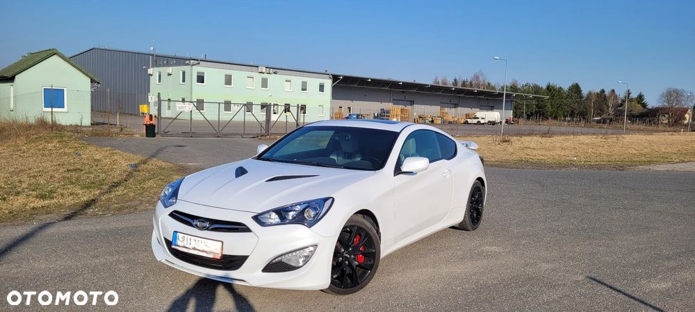 Hyundai Genesis Coupe 2.0 TCI Executive - 1