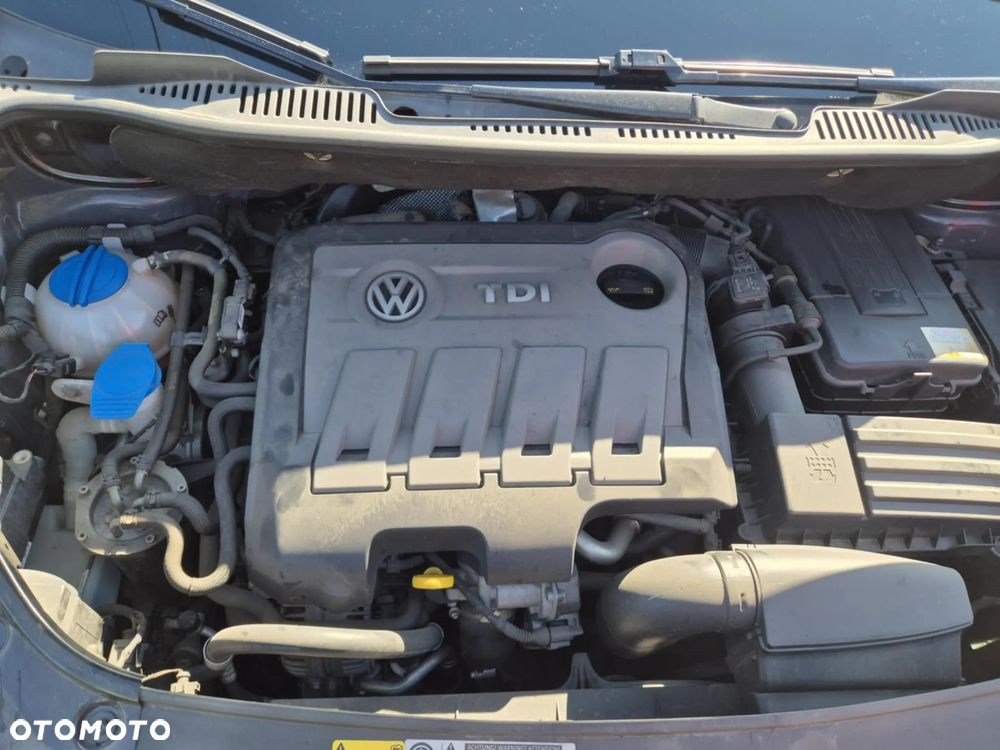 Volkswagen Touran 1.6 TDI DPF Highline - 12
