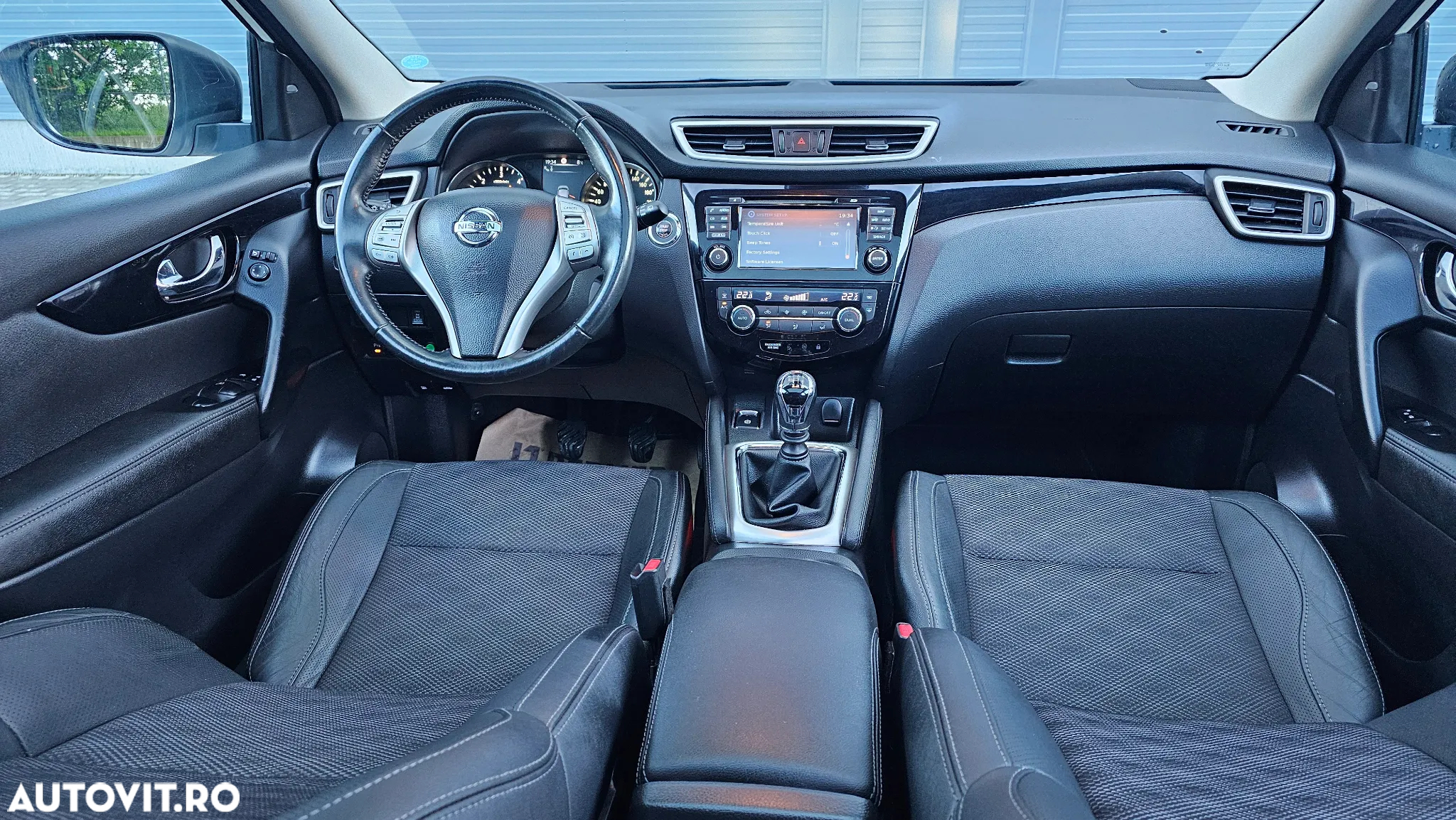 Nissan Qashqai 1.6 DCI 4 x 4 DPF Start/Stop tekna - 8
