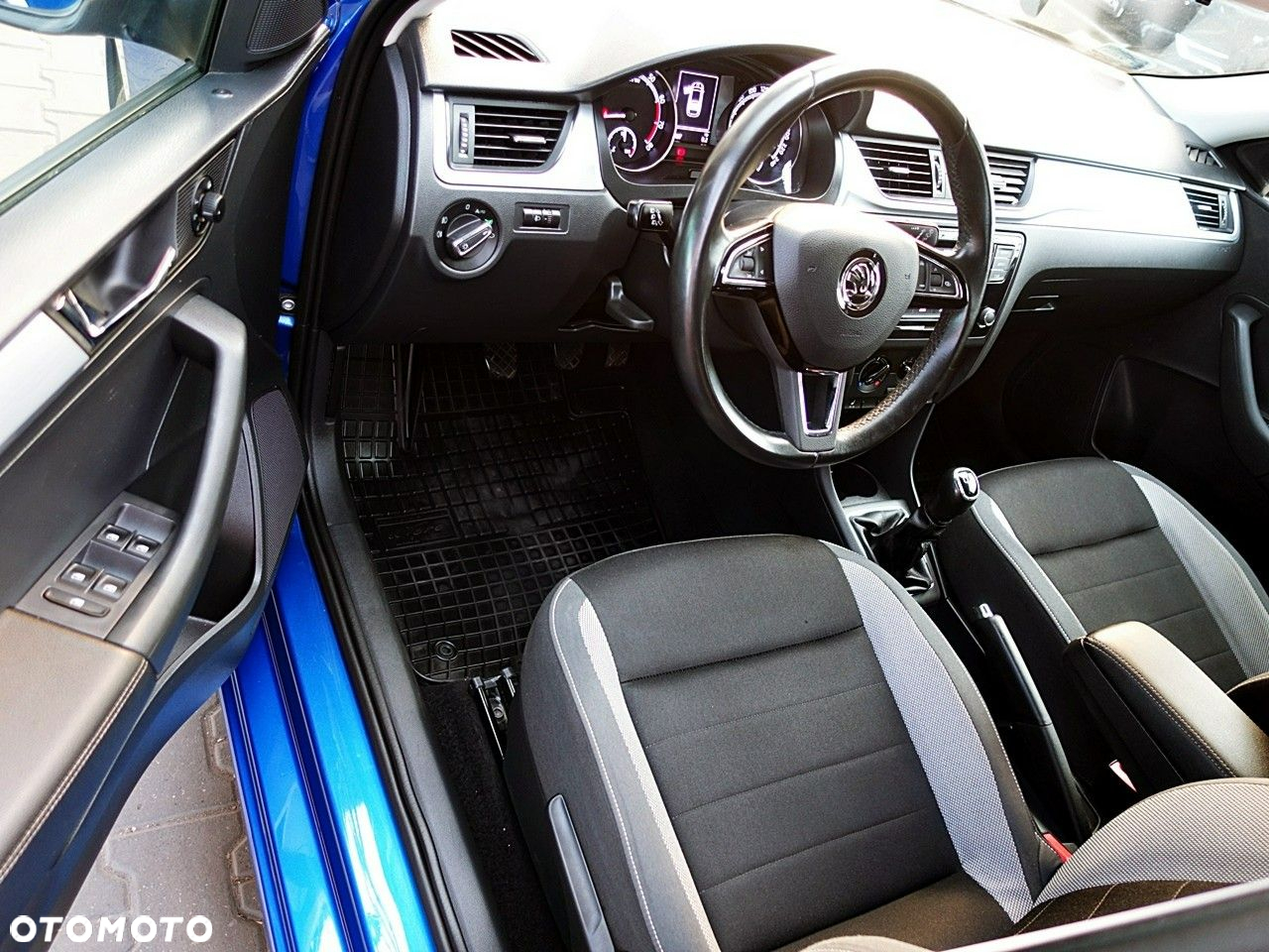 Skoda RAPID - 17