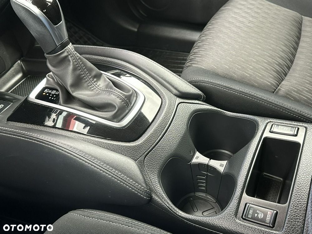 Nissan X-Trail 1.3 DIG-T N-Connecta - 25