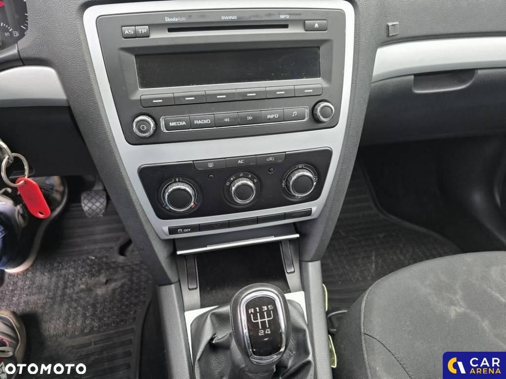 Skoda Octavia 1.6 TDI Ambiente - 10