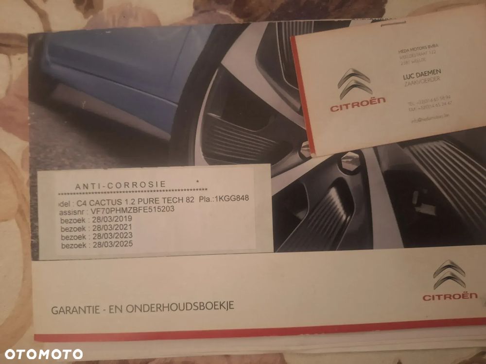 Citroën C4 Cactus - 28