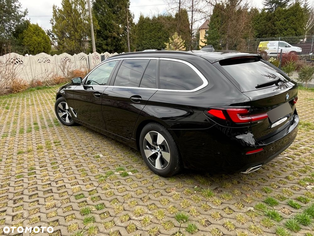 BMW Seria 5 520d xDrive Luxury Line - 14