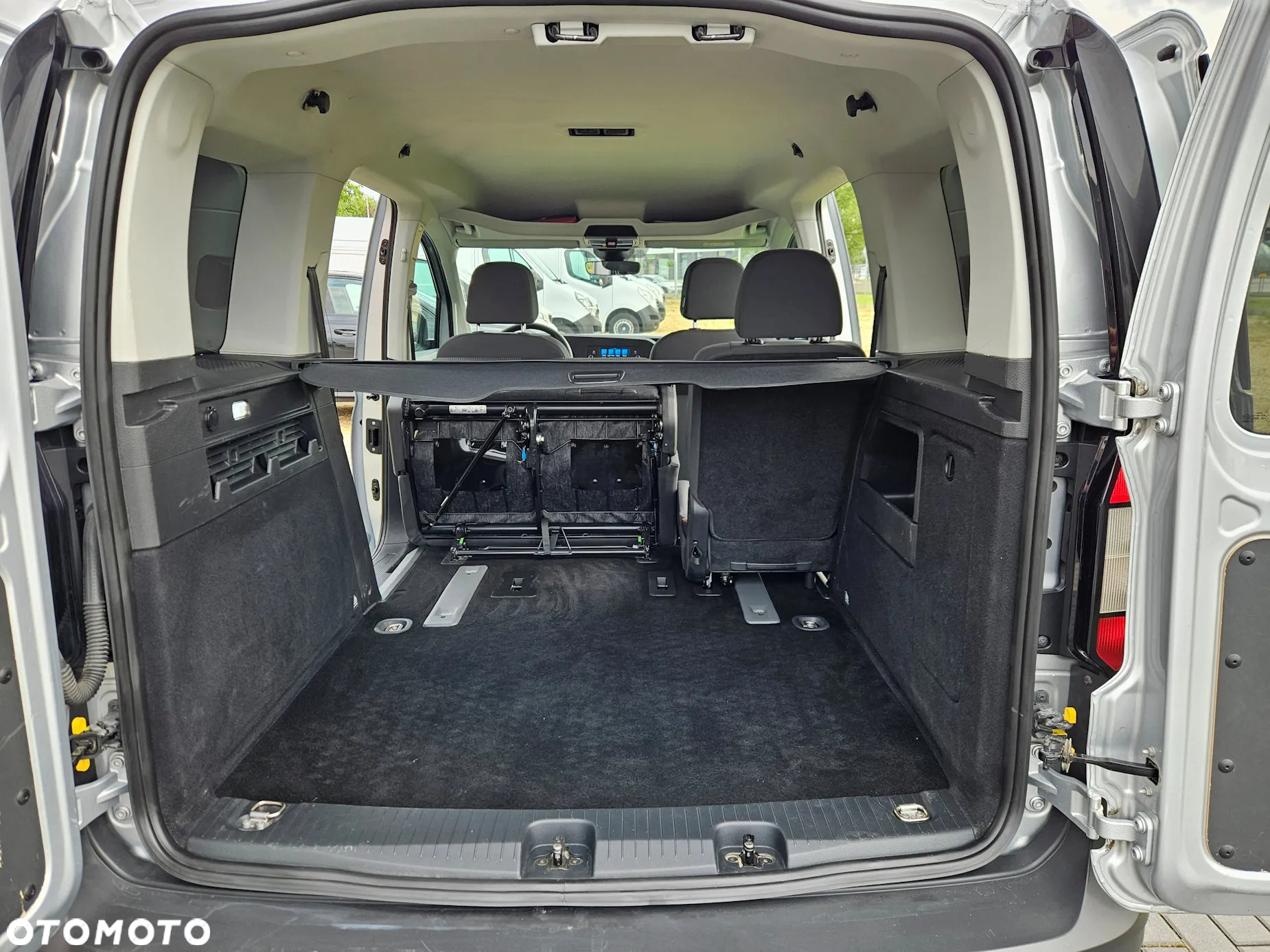 Volkswagen Caddy 2.0 TDI Trendline - 21