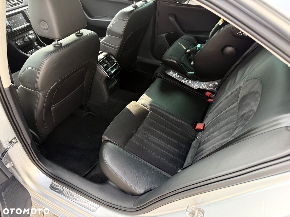 Skoda Superb 2.0 TDI Ambition DSG - 12