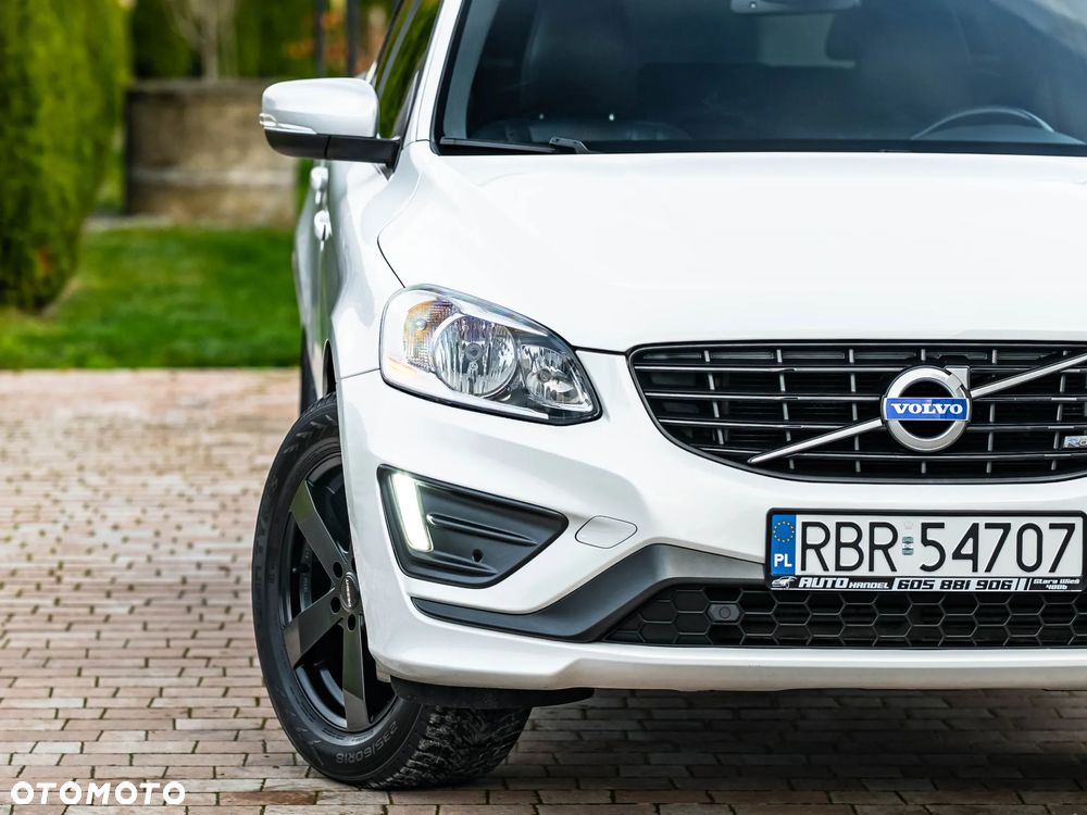 Volvo XC 60 D3 R-Design - 6