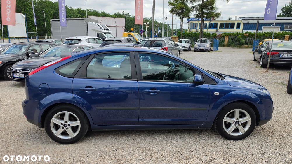 Ford Focus 1.8 FF Ghia - 5