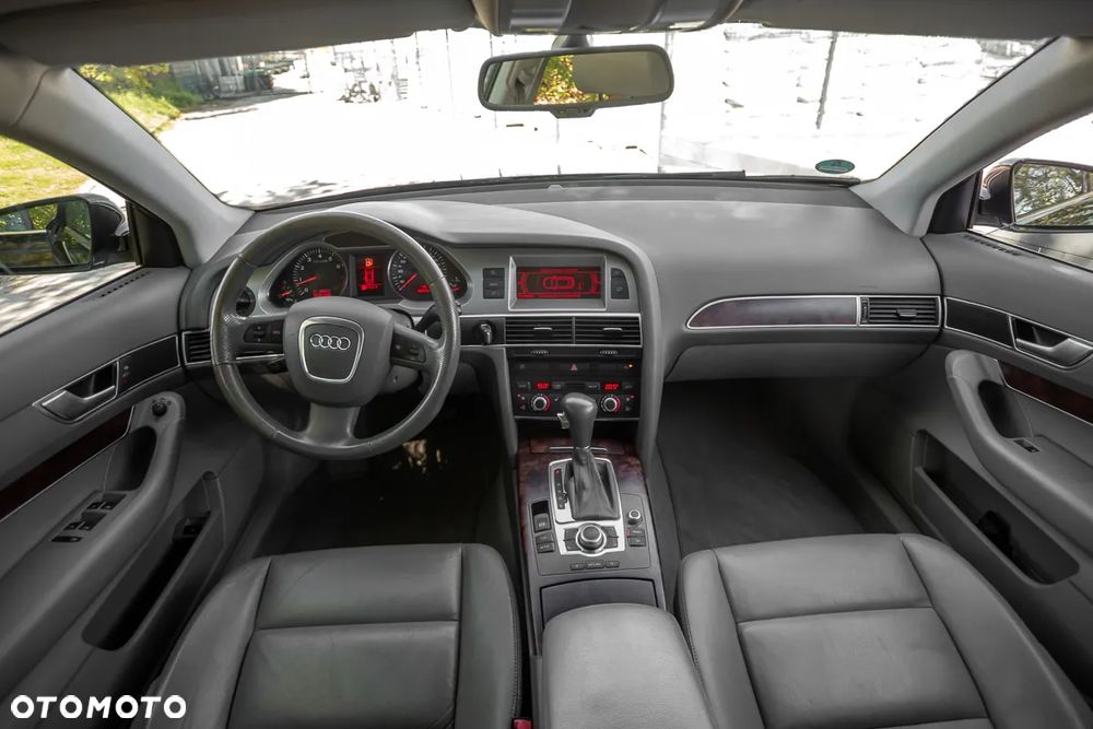 Audi A6 Avant 2.4 multitronic - 30