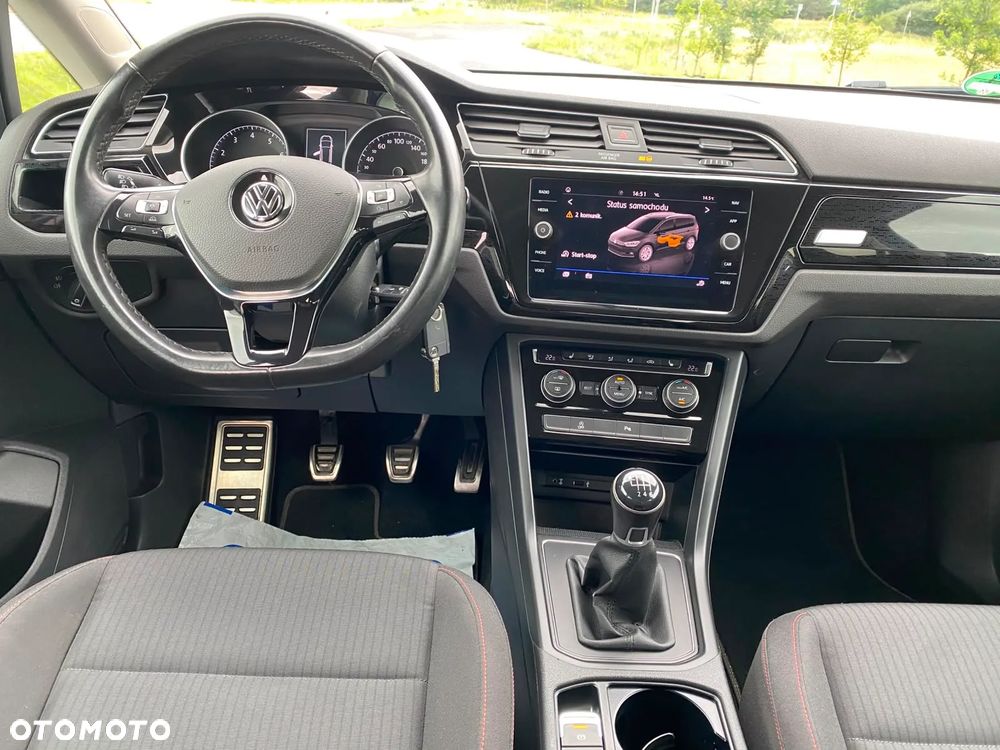 Volkswagen Touran 1.2 TSI (BlueMotion Technology) SOUND - 29
