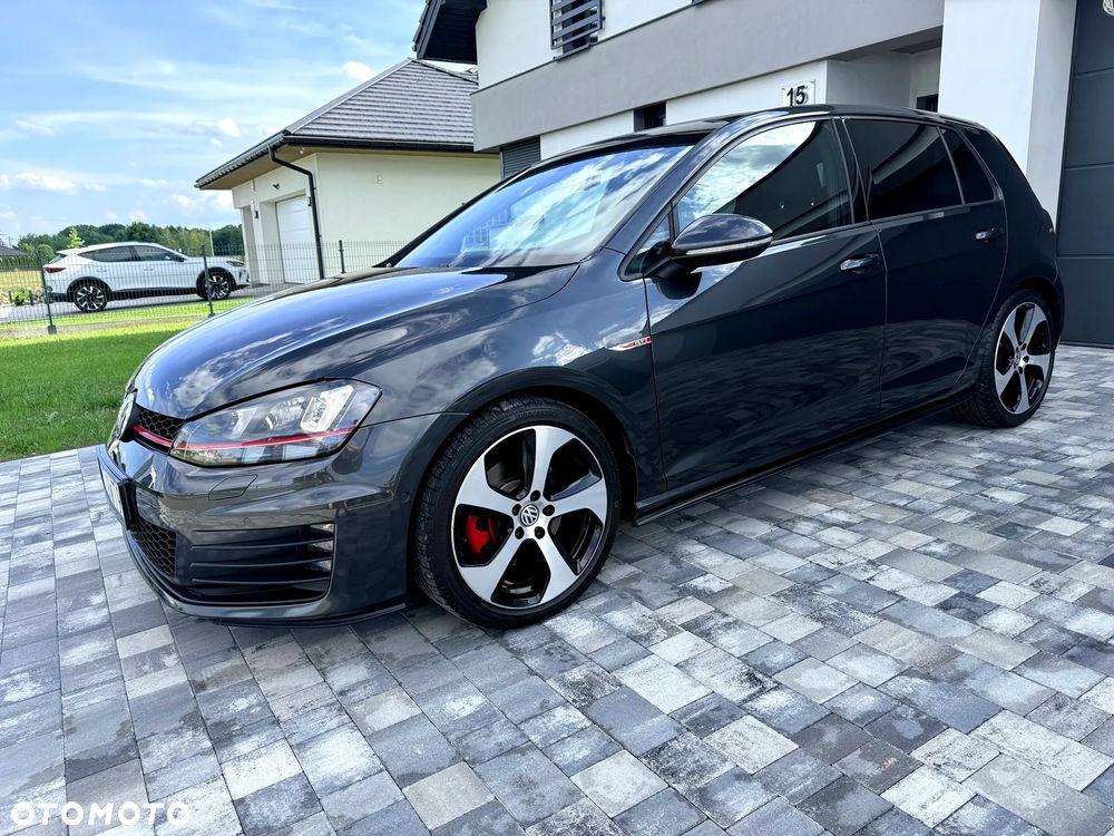 Volkswagen Golf GTI BlueMotion Technology - 3