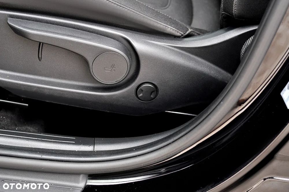 Hyundai Tucson 1.6 CRDi 48V-Hybrid 2WD DCT Select - 18
