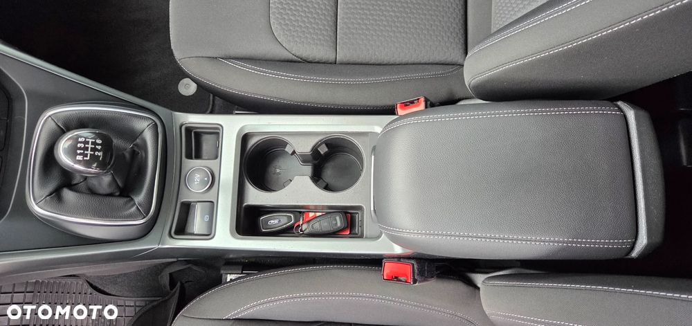 Ford Kuga 1.5 EcoBoost FWD Edition ASS MMT6 - 26