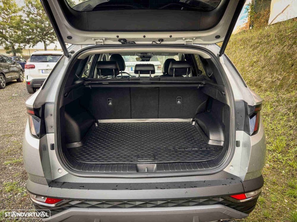 Hyundai Tucson 1.6 CRDi Vanguard DCT - 16