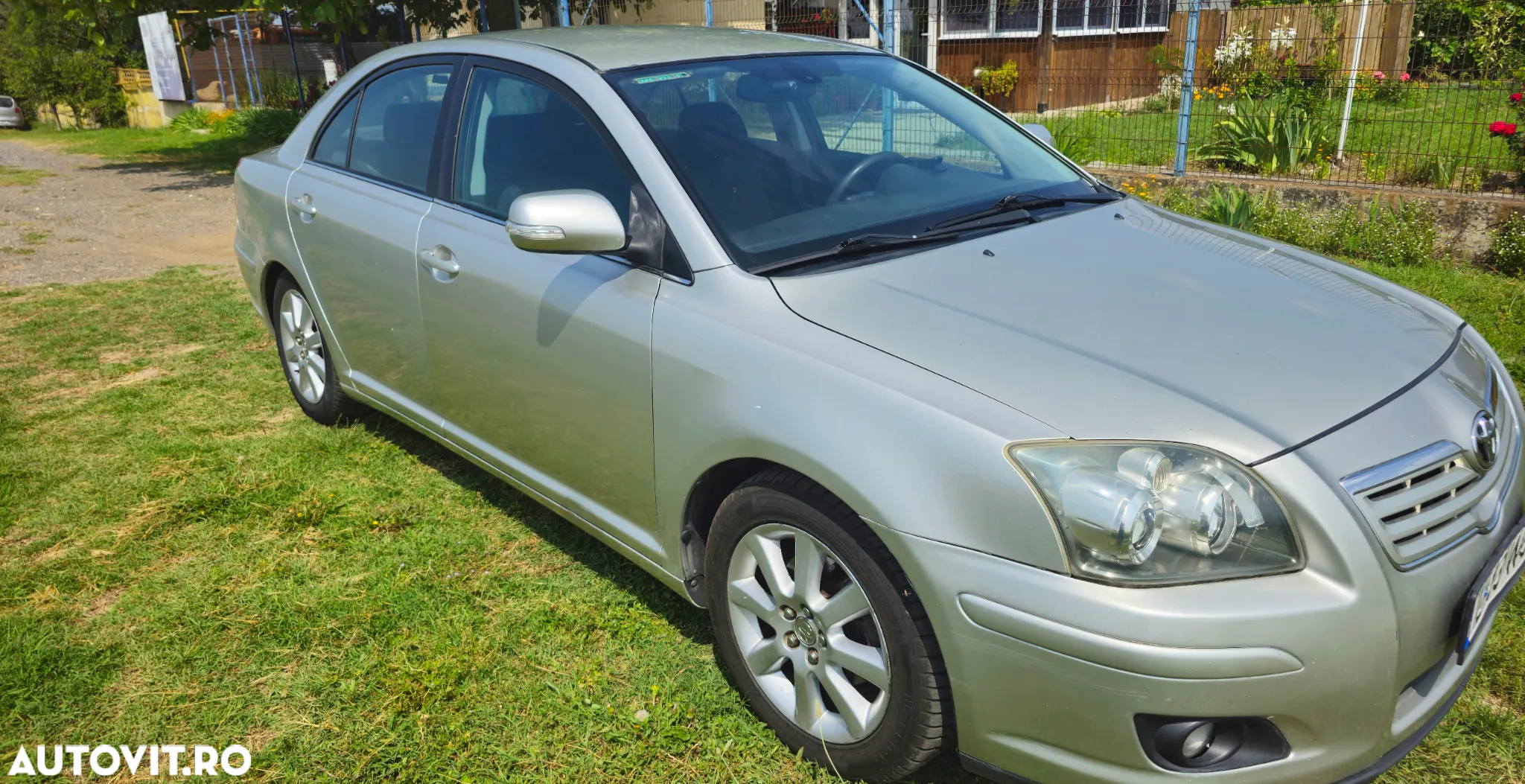 Toyota Avensis 1.8 Executiv - 3