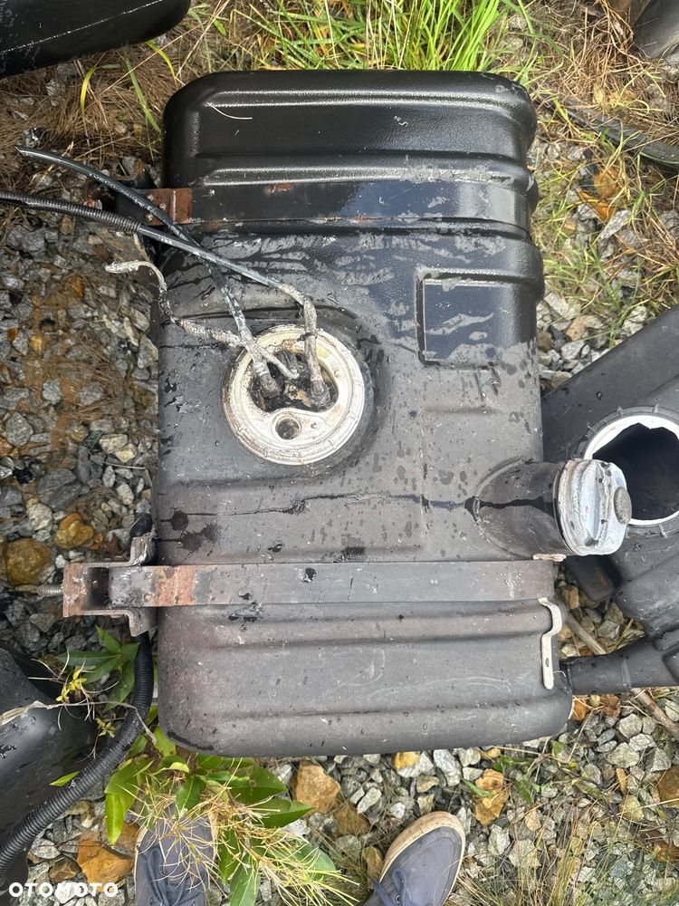 Zbiornik paliwa 504151399 Iveco daily po 06r