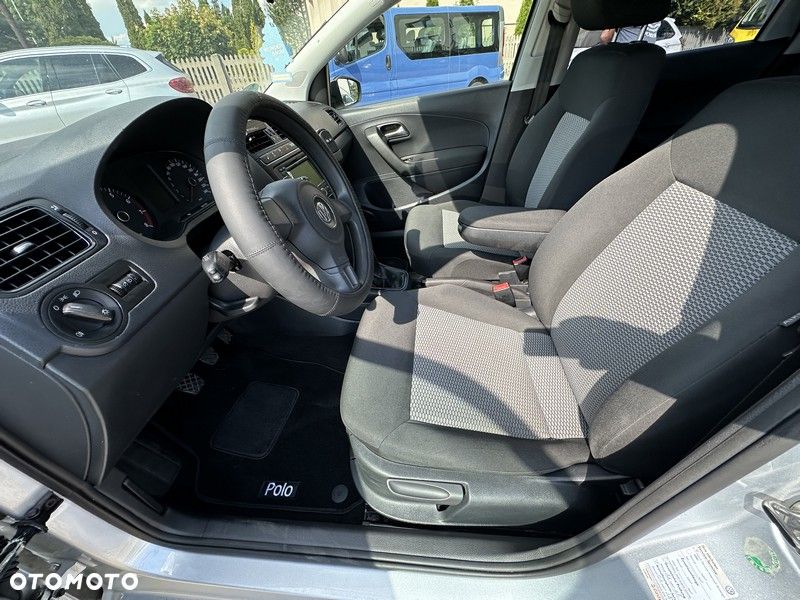 Volkswagen Polo - 10