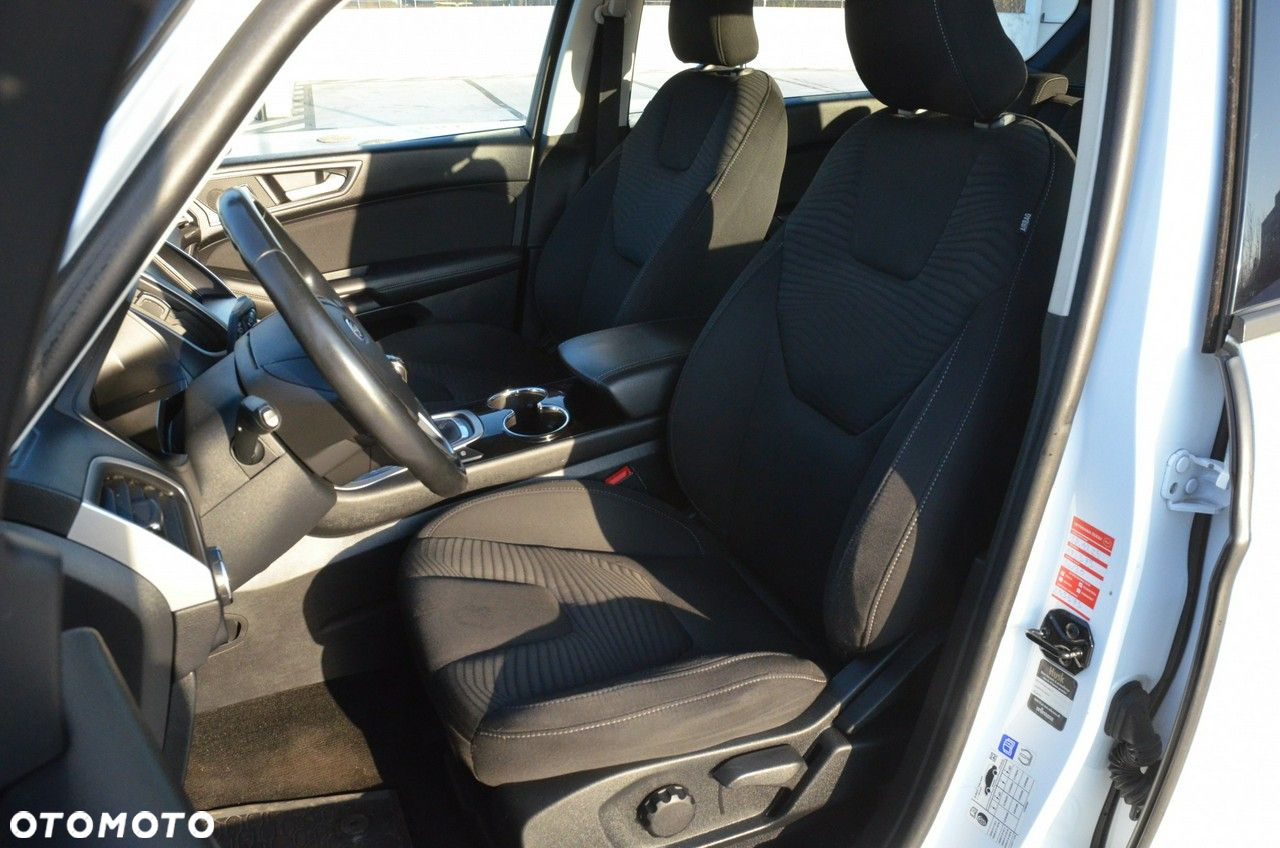 Ford S-Max 2.0 TDCi Titanium - 28
