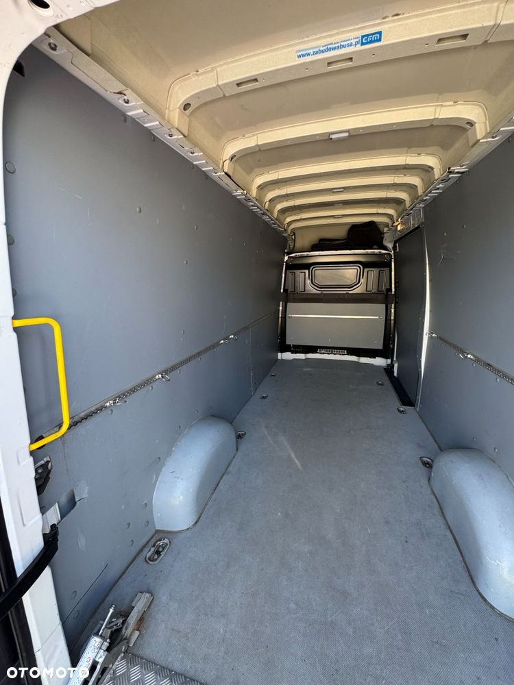 Volkswagen CRAFTER - 15