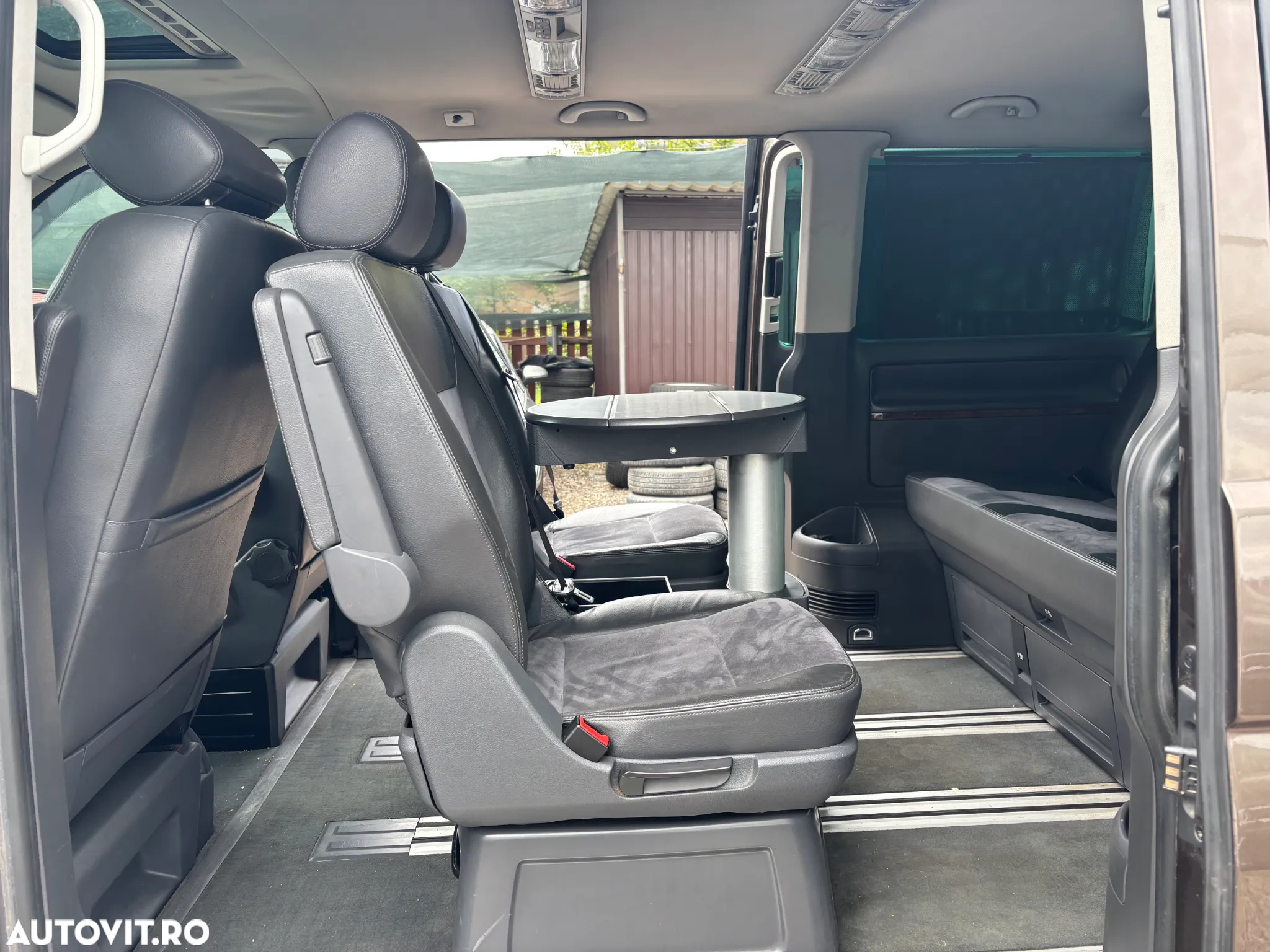 Volkswagen Multivan - 6