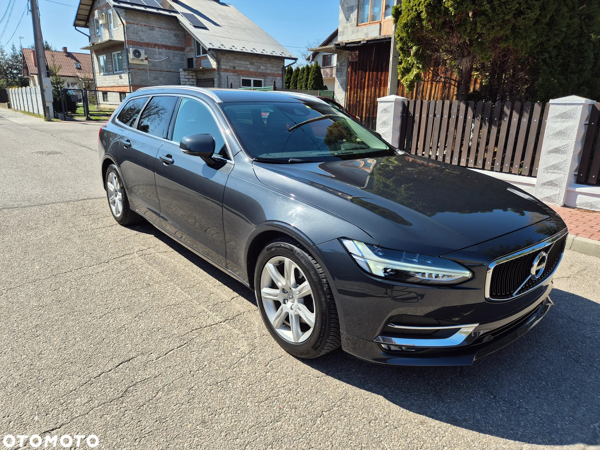 Volvo V90 D4 Geartronic Momentum Pro - 2