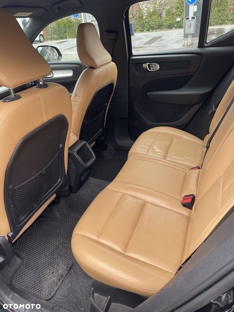 Volvo XC 40 D3 Momentum - 18