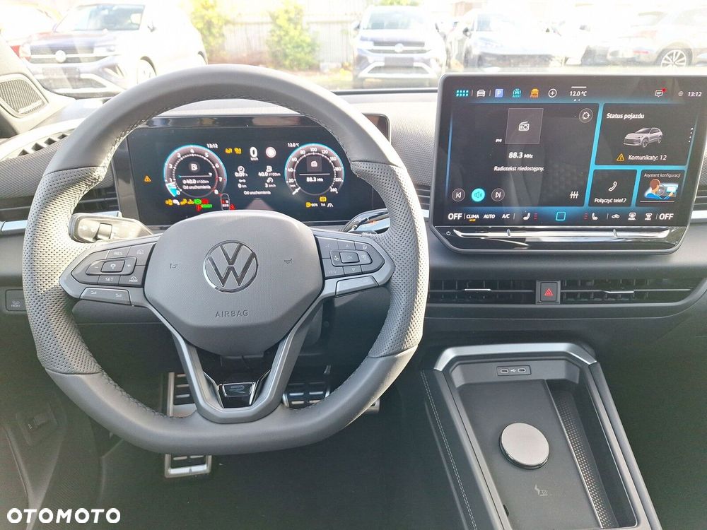 Volkswagen T-Roc - 13