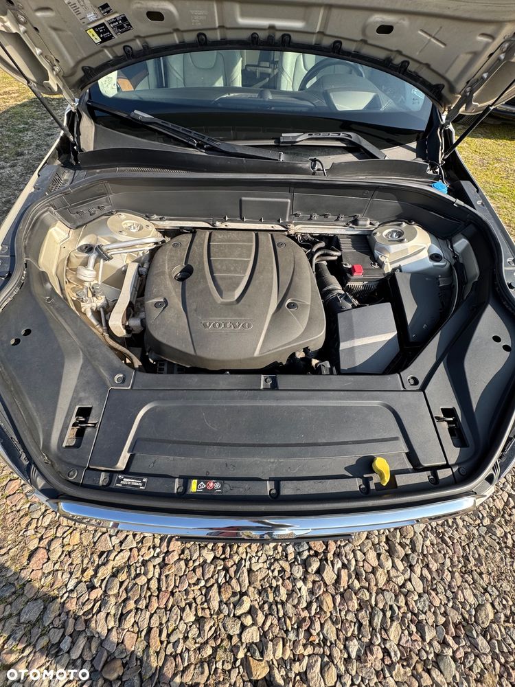 Volvo XC 90 D5 AWD Inscription 7os - 24