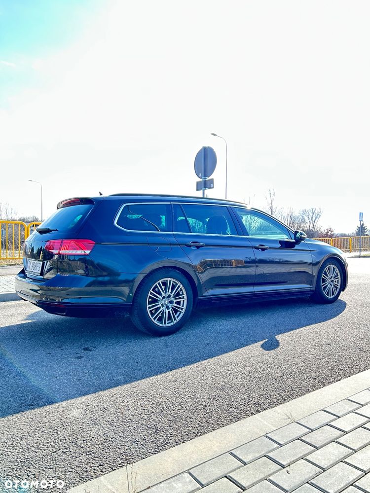 Volkswagen Passat - 5