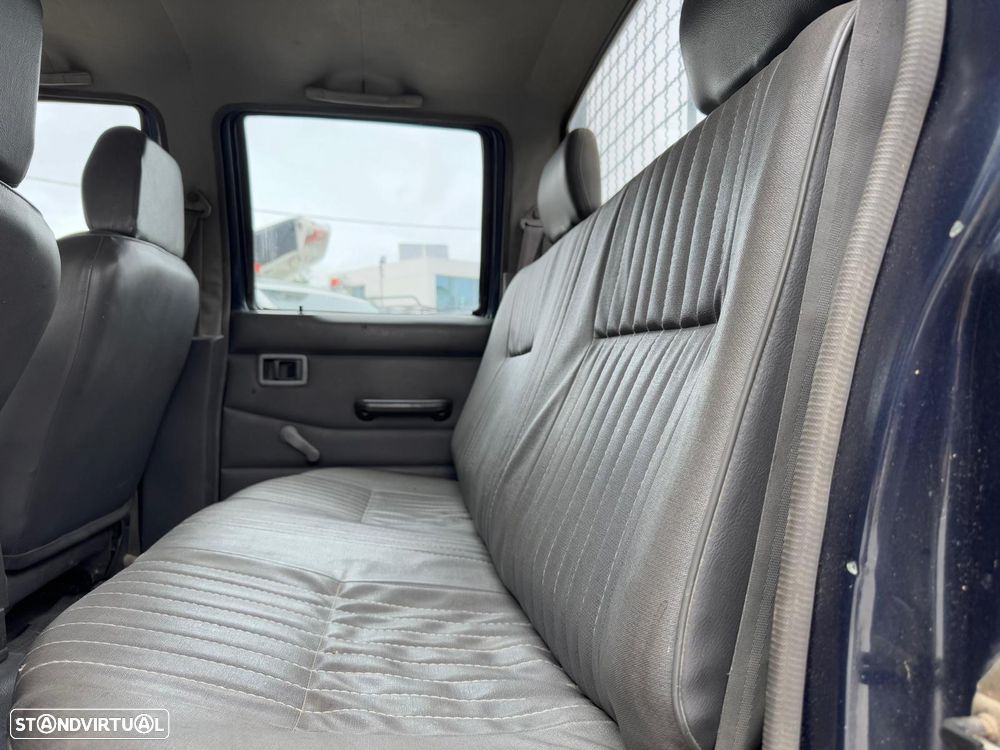 Nissan Pick Up 2.5 D CD - 7