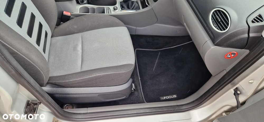 Ford Focus 1.6 Silver X - 21
