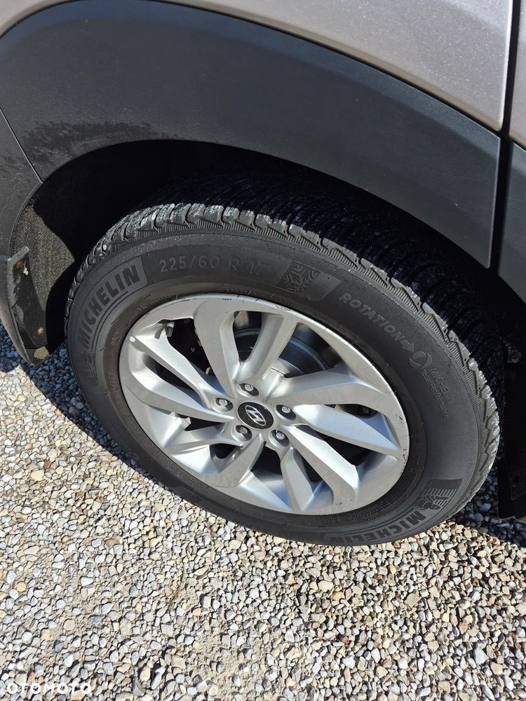 Hyundai Tucson - 16